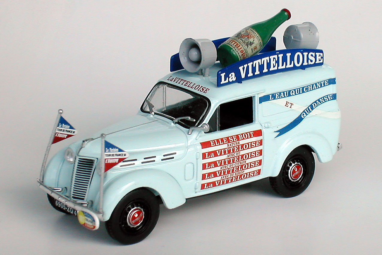 Juvaquatre Dauphoisine 1963