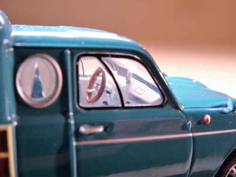 4F4  Altra  Camping car