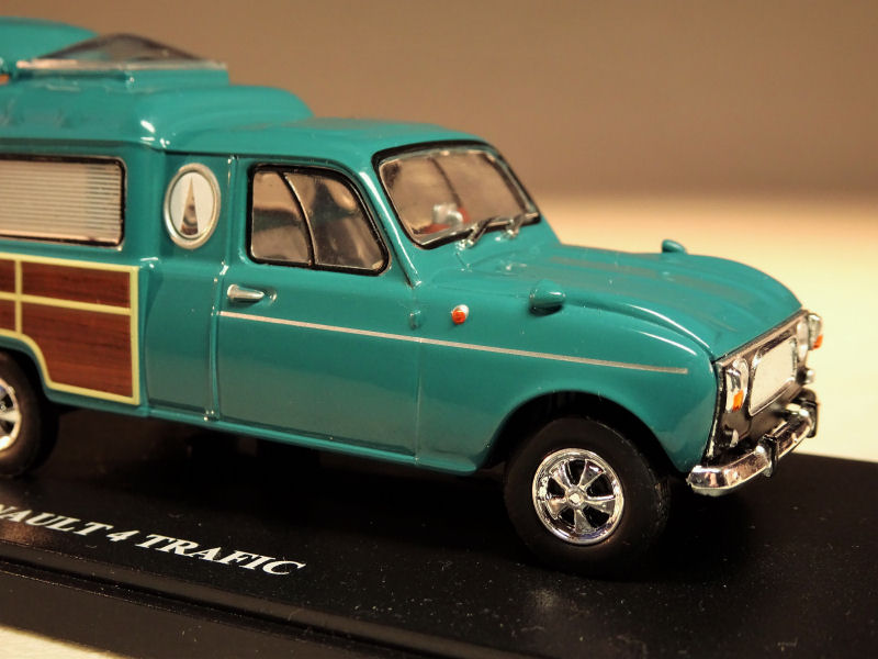 4F4  Altra  Camping car