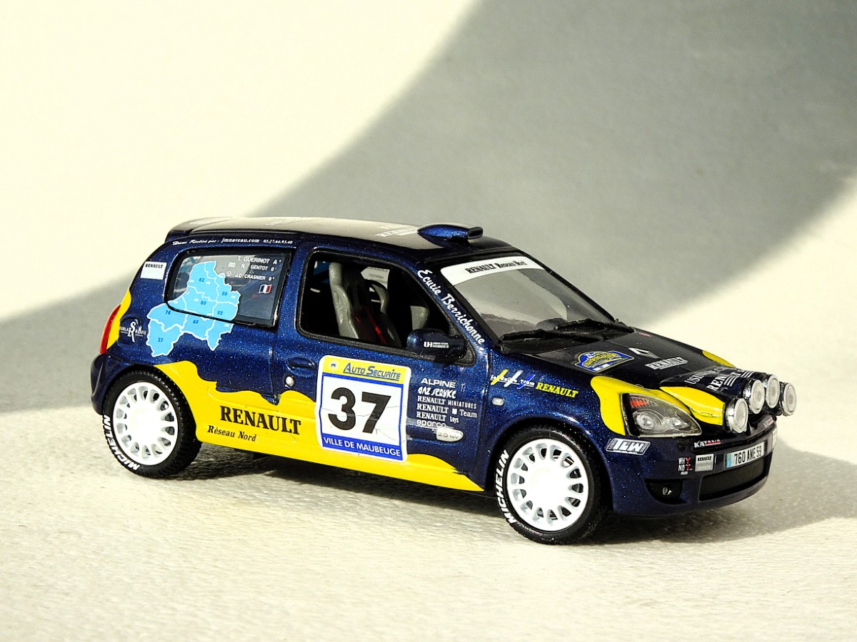 Clio 2 ph2 RS gr. N3  