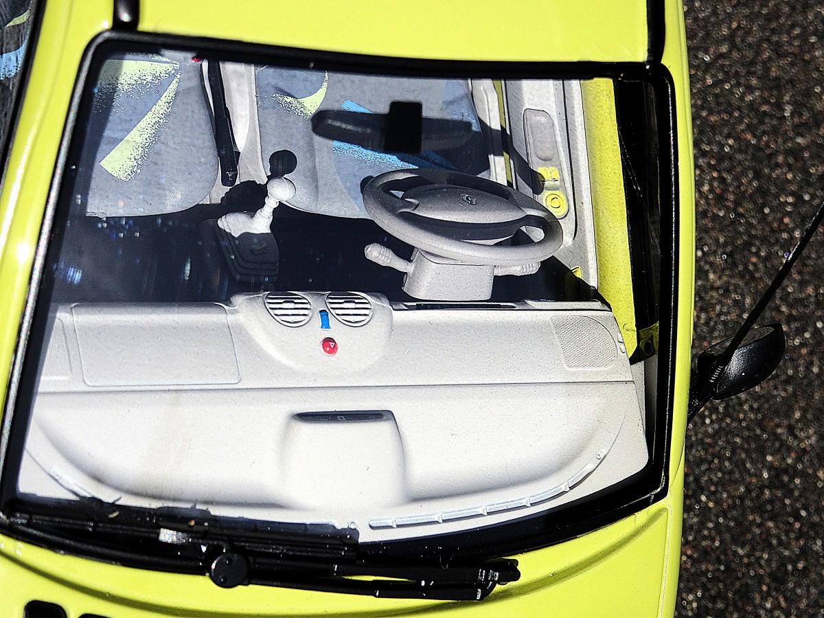 Twingo 1:18   