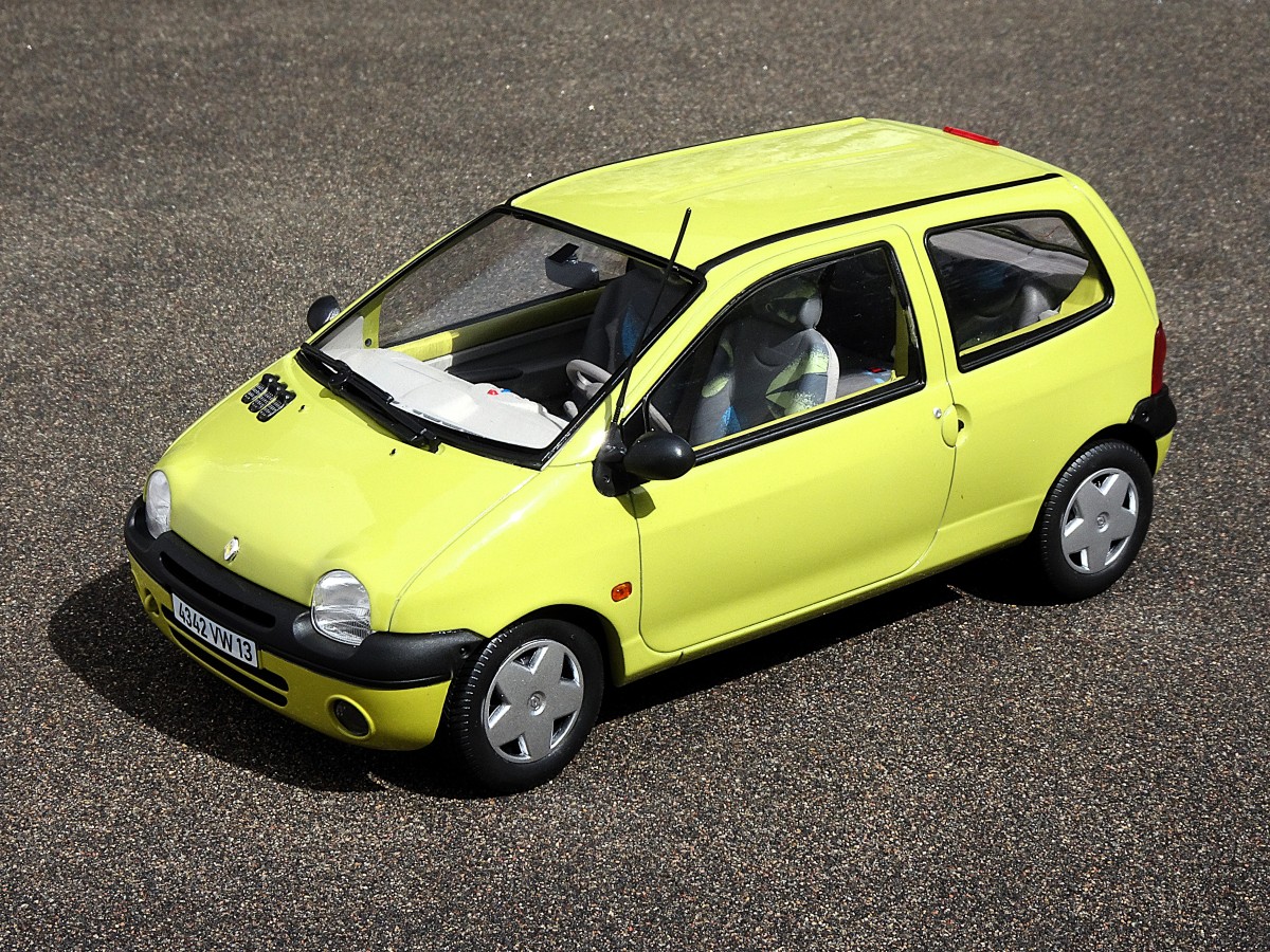 Twingo 1:18  